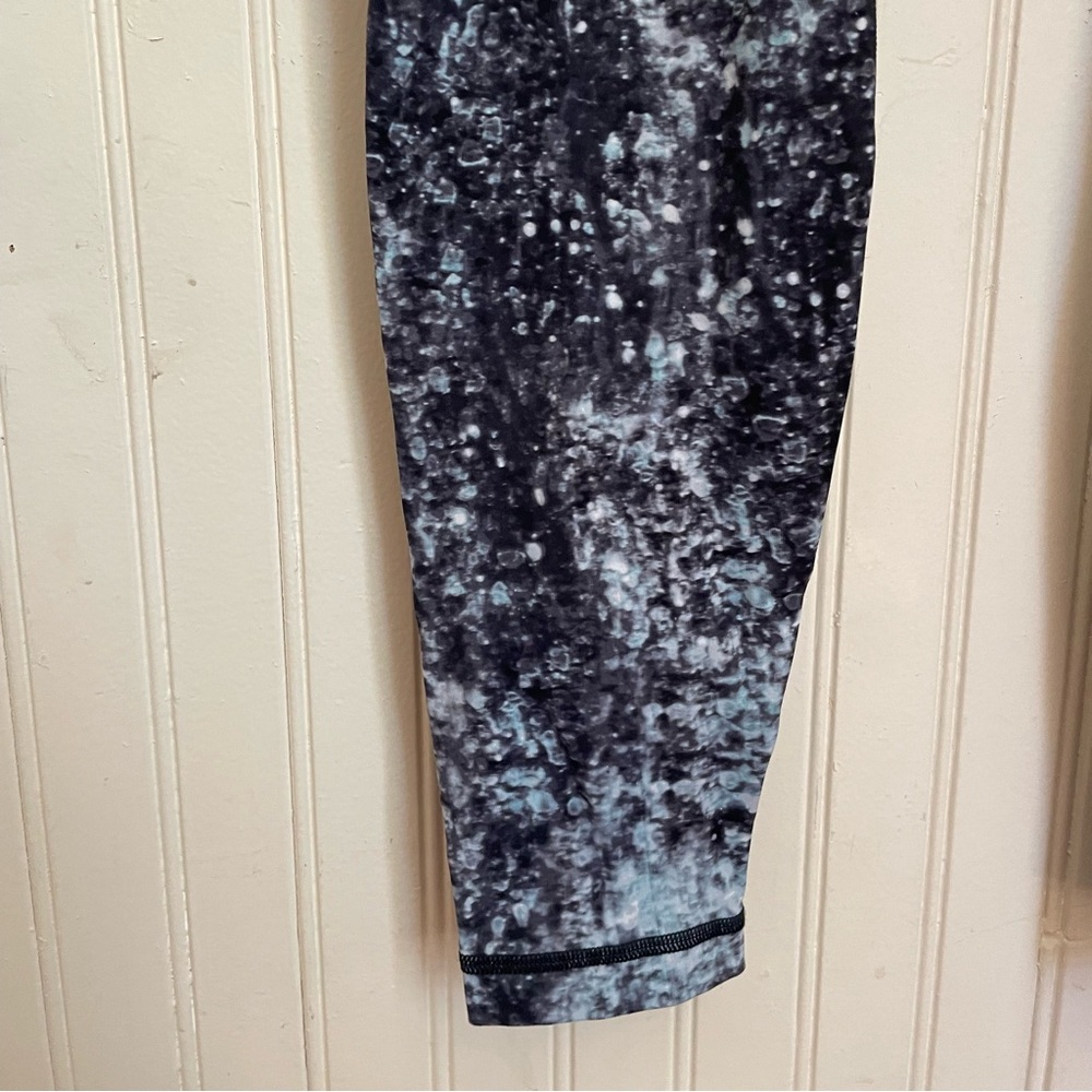Lululemon Size 10 Ombr Splatter Pattern Running T… - image 5